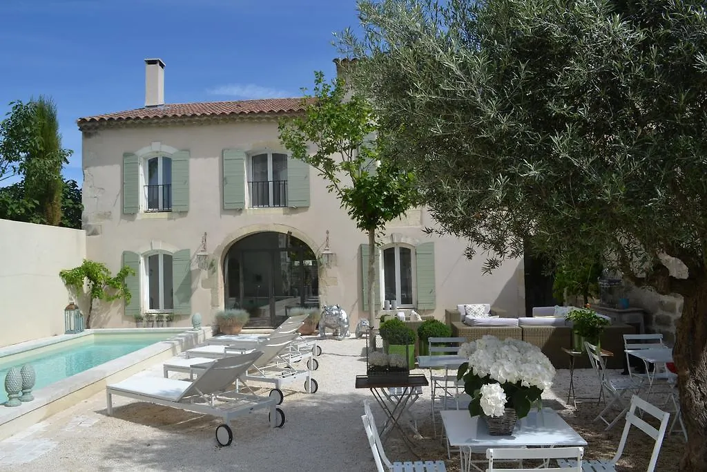 *** Frühstückspension Bed and Breakfast Mas A L'Improviste Maillane Frankreich
