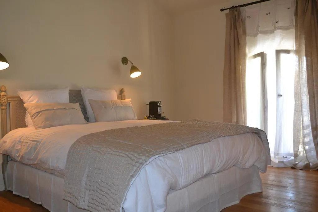 Mas A L'Improviste Bed & Breakfast Maillane
