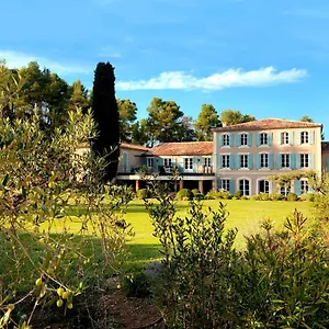 Hotel Domaine De Valmouriane