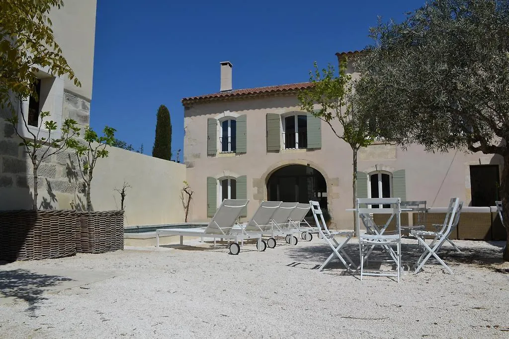 Mas A L'Improviste Bed & Breakfast Maillane 3*,  France